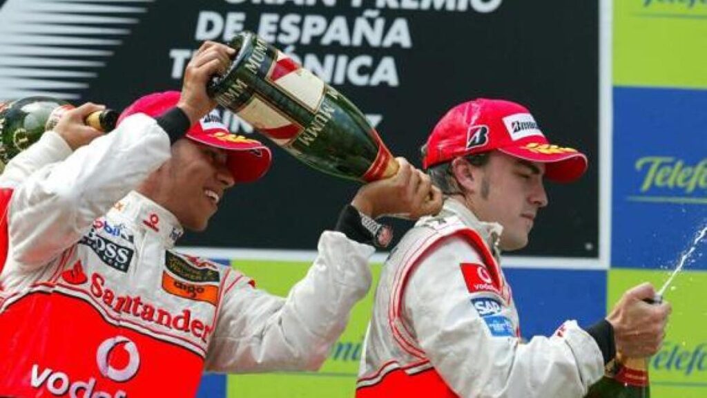 La disputa reaviva: Hamilton y Alonso vuelven a desatar sus sentimientos de rivalidad.