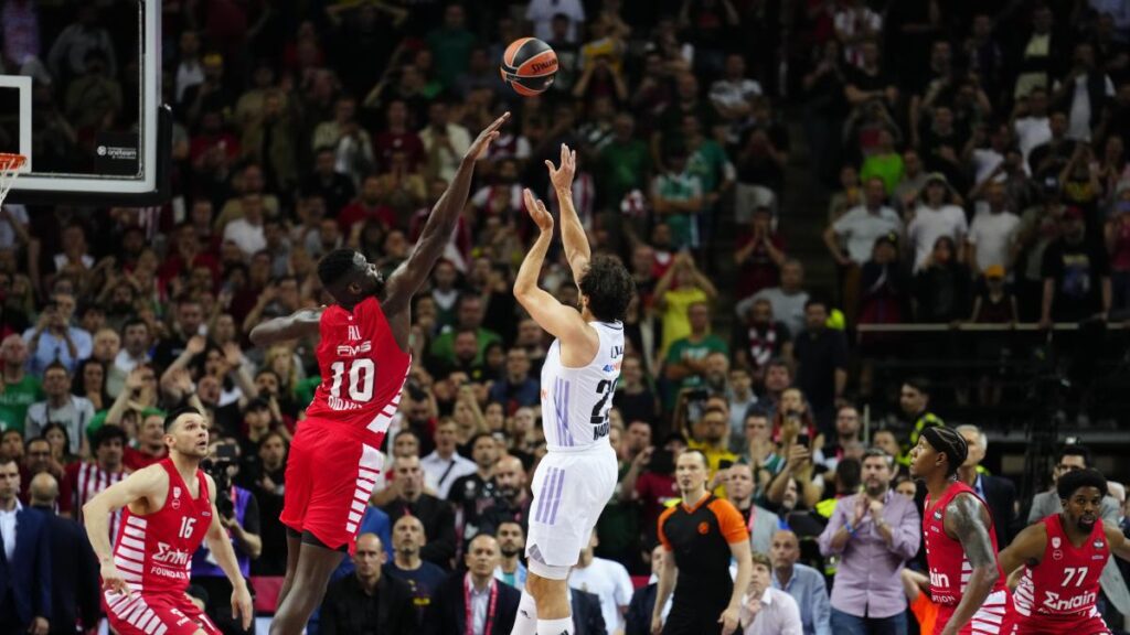 Sergio Llull, un sueño que sigue en su mirada: la canasta imborrable que se lleva cada día.