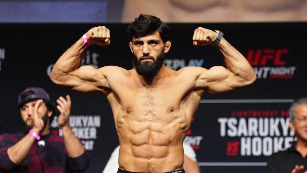Arman Tsarukyan se perfila como suplente en el combate entre Ilia Topuria y Justin Gaethje en UFC Casa Blanca