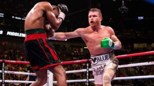 "La sorprendente posibilidad de Jake Paul: un rival inesperado para Canelo Alvarez"