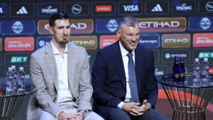 El técnico Jasikevicius alista su récord histórico en la Euroliga.