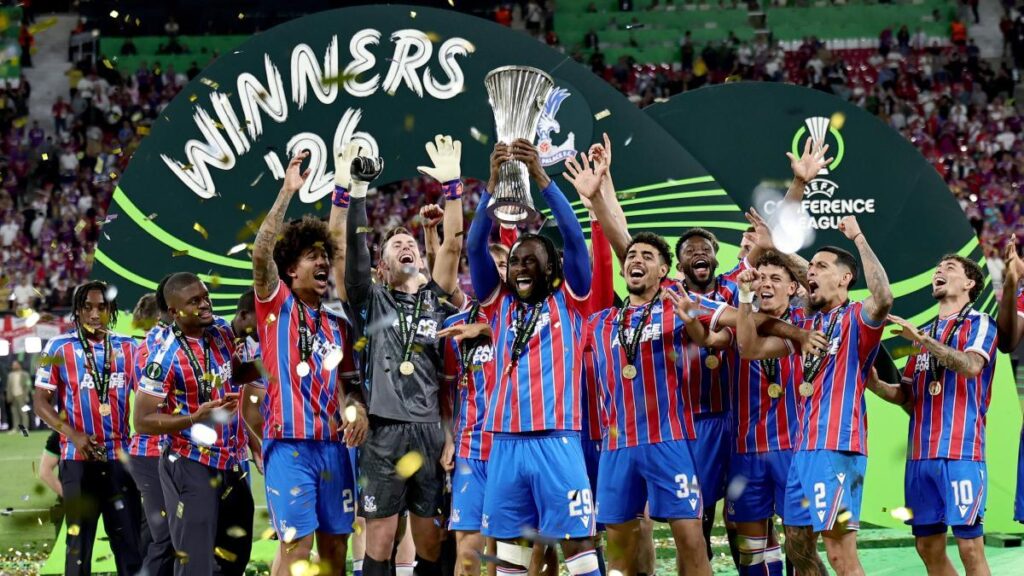 "La Premier League se enfrenta a un giro histórico: impacto en la competencia y futuro de los clubes con un regreso a la era de los nueve equipos europeos"