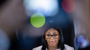 Delcy Rodríguez Desmiente Posible Reconocimiento Internacional de Venezuela como Estado No Oficial.