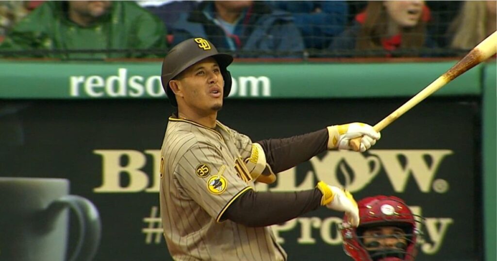 Padres de San Pedro consiguen victoria clave con liderazgo de Laureano y Machado.