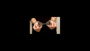 Cárcel a madre colombiana por vender pornografía de su hija menor