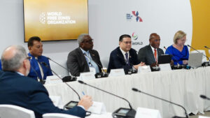 Sanz Lovatón impulsa en Panamá atracción de inversiones de mayor calidad para zonas francas