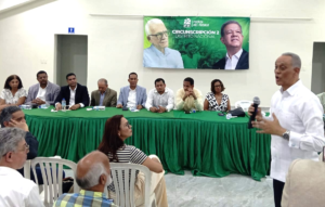 Fuerza del Pueblo destaca visión internacional de Leonel Fernández en conferencia