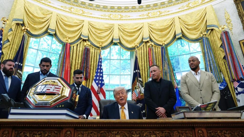 Trump se mete en la pelea financiera: ¿Por qué el presidente compró acciones del UFC justo antes de anunciar su alianza con la Casa Blanca