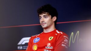 Ferrari debe apostar por Lewis Hamiton para retener la corona de F1