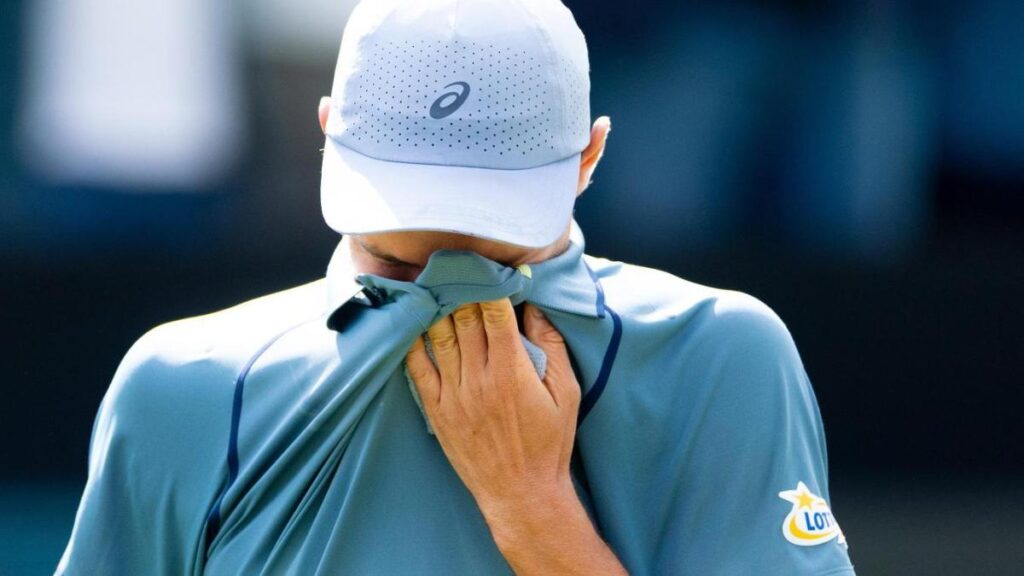 Del trono al banquillo: La dramática caída de un campeón en 48 horas