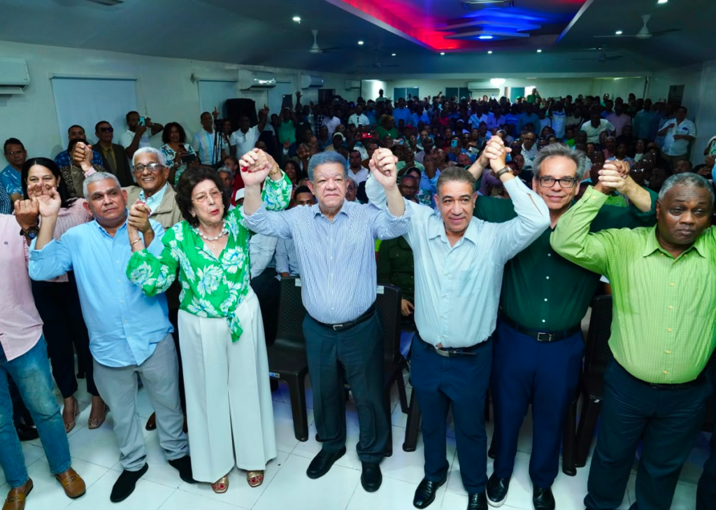 FP inicia asamblea en Puerto Plata con minuto de silencio por víctimas de terremotos en Venezuela