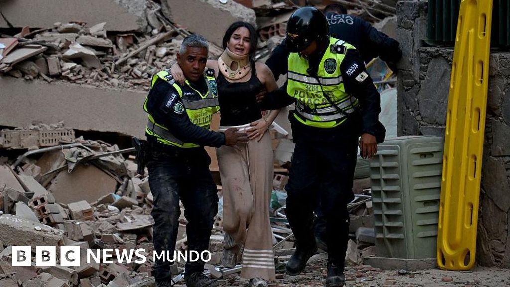 Qué se sabe de los dos fuertes terremotos que sacudieron la costa central de Venezuela causando graves daños en Caracas y sus alrededores