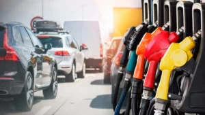 Precios de combustibles congelados en medio de escalada inflacionaria