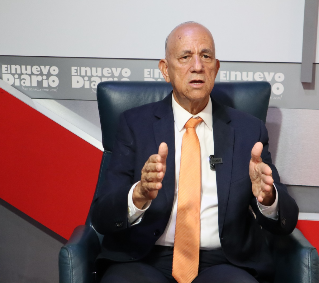 Luis de León llama al PLD a asumir oposición firme para preservar la estabilidad democrática