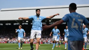 **El City blinda a un pilar defensivo: renovación de peso en el Etihad**