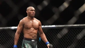 **"Kamaru Usman sopesa su retiro tras caer ante Du Plessis: ¿adiós a la leyenda de la UFC?"**
