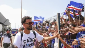 "Vozinha: el retraso que no frena el impacto de su fichaje en Chile"