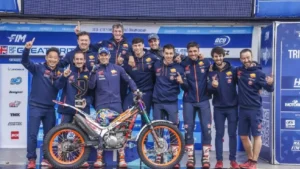 **Toni Bou acelera en Anglesey: liderato más sólido tras el primer día del TrialGP 2026**