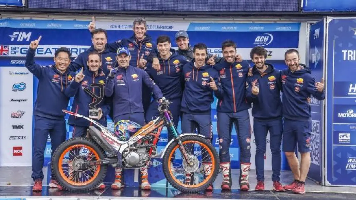 **Toni Bou acelera en Anglesey: liderato más sólido tras el primer día del TrialGP 2026**