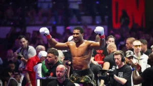 Joshua sobrevive al vendaval Prenga y se lleva la victoria