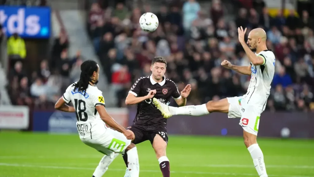 **Doble golpe para el Hearts: pierde la liga en el último suspiro y se despide de la Champions**