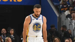 **Título optimizado:** **Draymond Green se queda en los Warriors: ¿qué hará Curry tras la negativa de LeBron?**