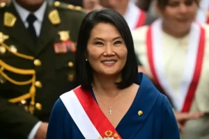 **Keiko Fujimori asume la presidencia y proclama: "Hay un solo Perú vibrante, multicultural, fuerte y milenario"**
