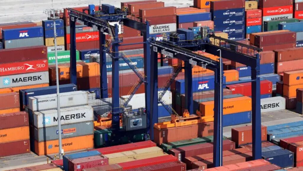**México alcanza un superávit comercial de US$9,857 millones en la primera mitad de 2026**