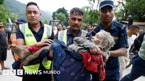 Tragedia en el Himalaya: deslave en Nepal y Tíbet deja 95 muertos y más de 300 turistas desaparecidos