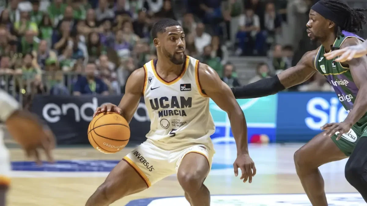 **David DeJulius firma por el Besiktas con contrato en vigor con el UCAM Murcia: culebrón en la Euroliga**