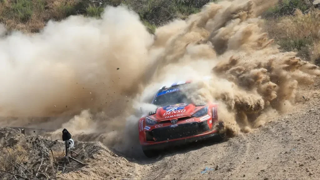 **El accidente de Ogier en una escalofriante imagen: Toyota confirma su estado tras las pruebas médicas**