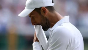 Djokovic sufre un batacazo en Cincinnati: un derechazo a 193 km/h lo noquea