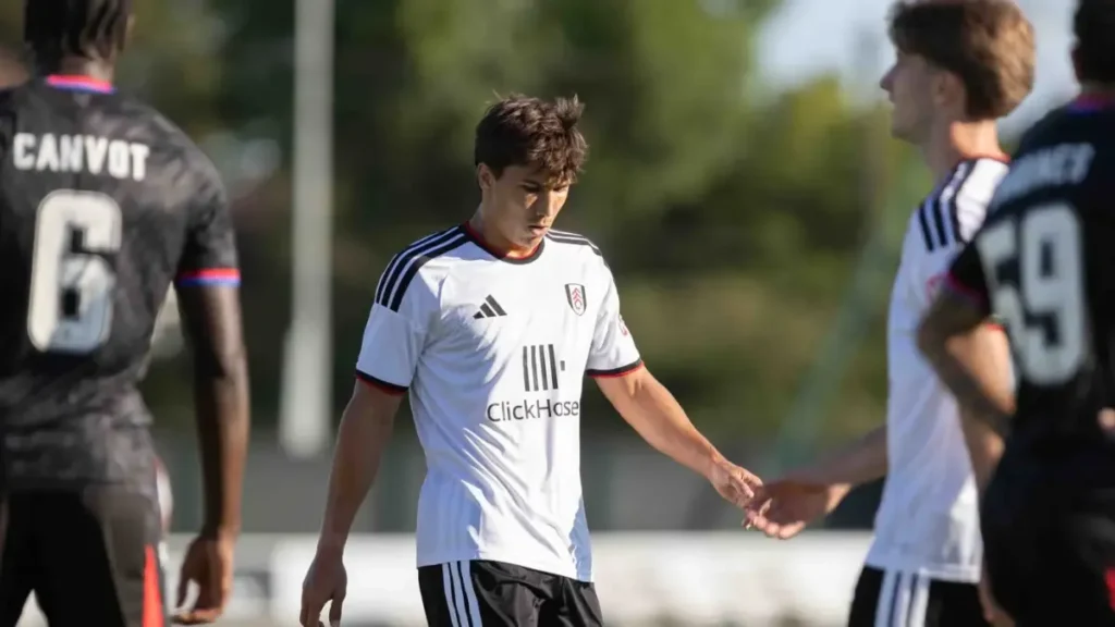 Debut amargo de Gonzalo y Palacios: Fulham cae ante el equipo de Arbeloa