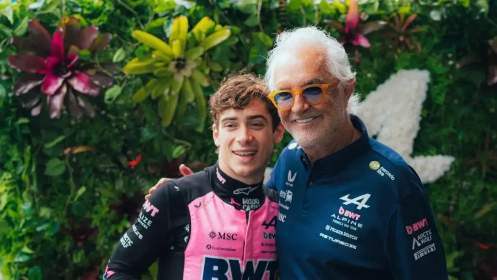 Briatore sacude Alpine: "Tenemos con qué ganar, pero falta actitud