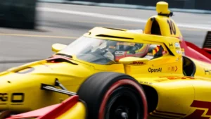 Àlex Palou firma una remontada épica y se acerca a un histórico cuarto cetro en la IndyCar