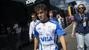 Liam Lawson y su sombra: Linblad rompe el silencio sobre su vínculo en Racing Bulls