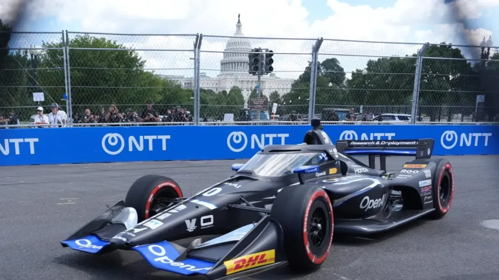 Palou frena su corona en Washington; Trump sigue de cerca el pulso de la IndyCar
