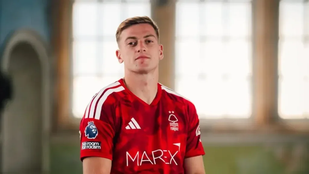 Chelsea hace oficial la venta de Liam Delap: nuevo destino del delantero
