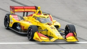 Pato O'Ward gana la primera carrera de Milwaukee y Palou acaricia el título