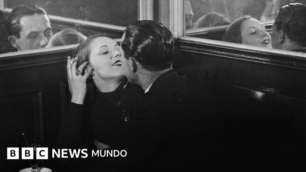 Cuando nada era tabú": 10 imágenes íntimas de una París perdida y decadente de la década de 1930