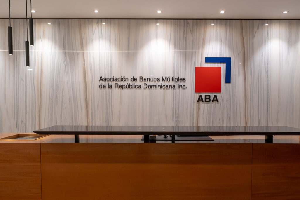 ABA respalda reelección de gobernador y vicegobernadora del Banco Central