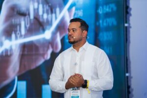 Banca dominicana refuerza su blindaje con agentes de IA contra el fraude digital