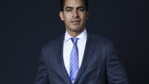El-estratega-y-mentor-politico-Jose-Ernesto-Abud-Foto-Rafael-Santos-355x200-1