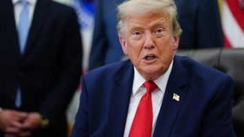 El-presidente-de-Estados-Unidos-Donald-Trump-3-355x200-1