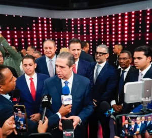 Francisco Javier arremete contra el PRM y denuncia el colapso total del sistema eléctrico