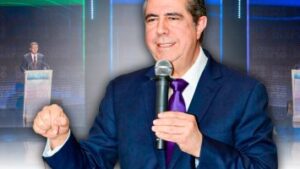 Francisco-Javier-resalta-los-debates-como-simbolo-de-racionalidad-y-civismo-democratico-355x200-1