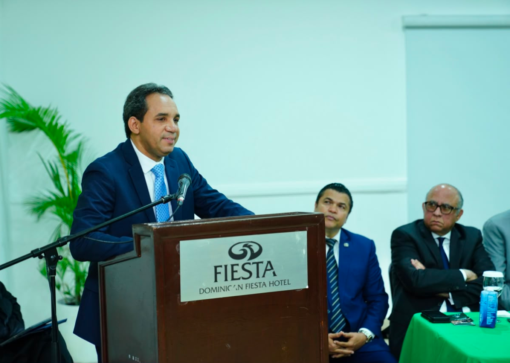FP: incertidumbre jurídica y crisis de confianza marcan la gestión del Gobierno