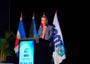 Gómez Mazara destaca el salto digital de RD y el crecimiento de sus redes