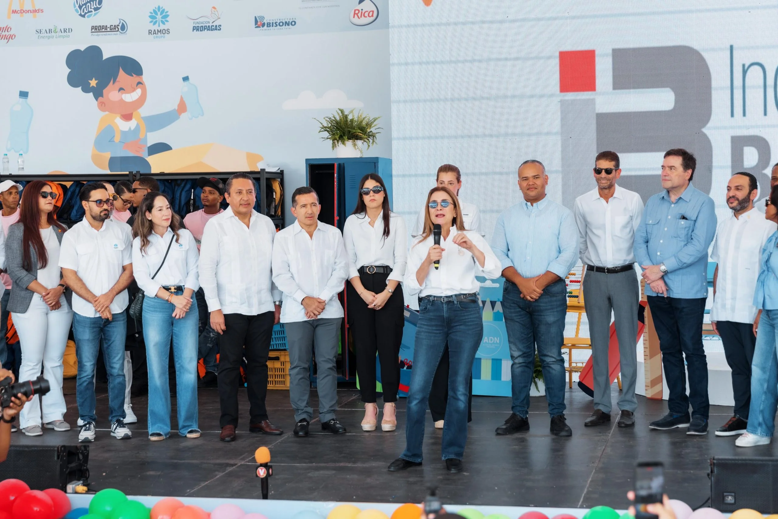 Alcaldía del DN realiza tercera edición de Plásticos por Útiles Escolares; recolecta 16.5 millones de…