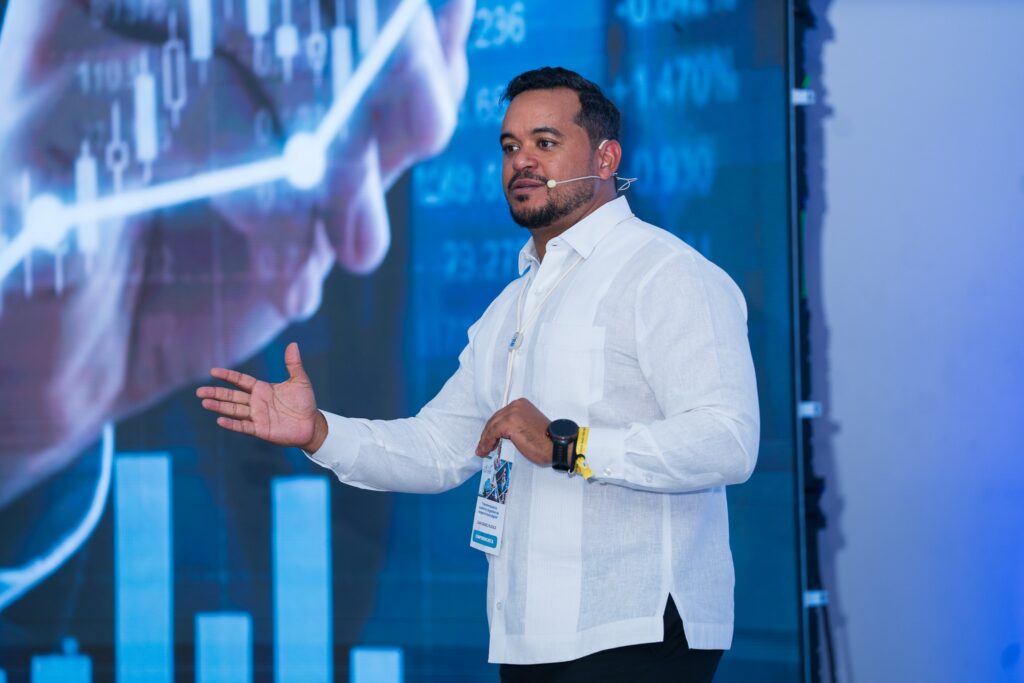Pujols: “La IA exige más criterio profesional, no lo reemplaza